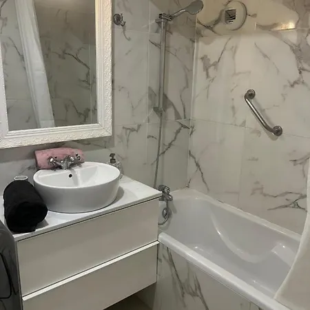 Διαμέρισμα Luxury In Two Min